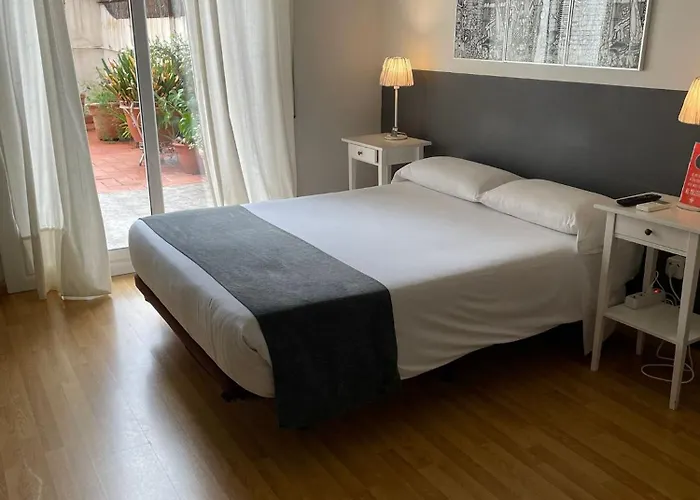 Hostal El Ninot Barcellona